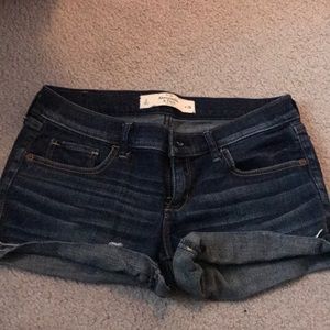 BNWOT Dark wash denim shorts